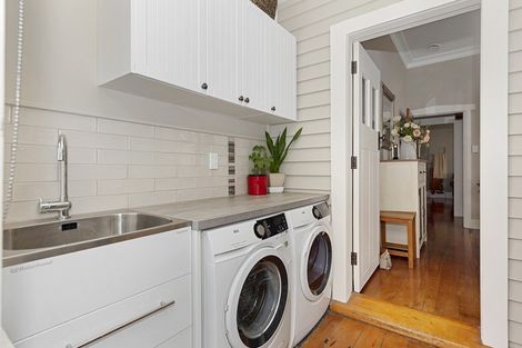 Photo of property in 3 Whyte Street, Hamilton East, Hamilton, 3216