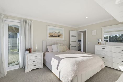 Photo of property in 145 Endeavour Drive, Whitby, Porirua, 5024