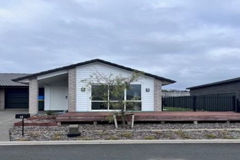 Photo of property in 18 Bridle Way, Omokoroa, 3114