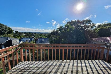 Photo of property in 2/139a Mokoia Road, Birkenhead, Auckland, 0626