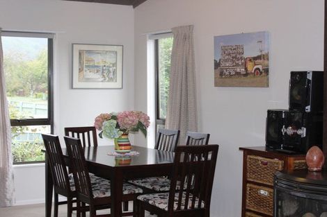 Photo of property in 19 Belvedere Avenue, Waikanae, 5036