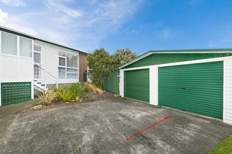 Photo of property in 6 Downing Street, Crofton Downs, Wellington, 6035