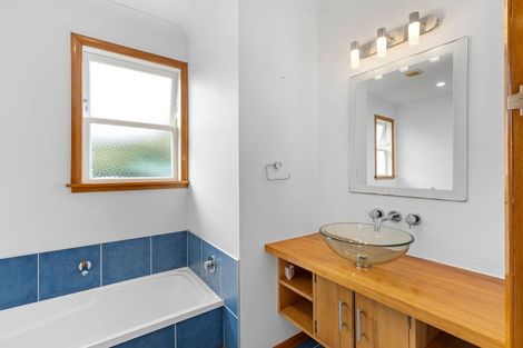 Photo of property in 42 Elizabeth Street, Levin, 5510