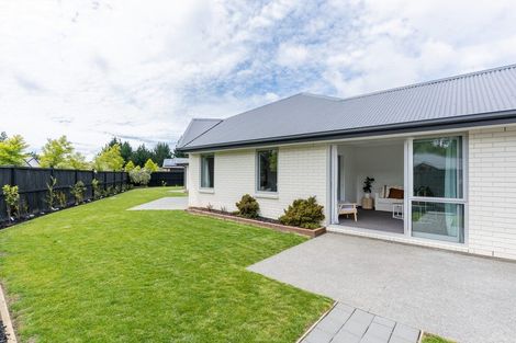 Photo of property in 37 Dunlops Crescent, Bottle Lake, Christchurch, 8083