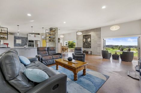 Photo of property in 165b Te Hutewai Road, Raglan, 3296