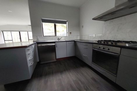 Photo of property in 6b Claverton Grove, Churton Park, Wellington, 6037