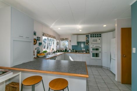 Photo of property in 6 Taonui Street, Waitarere Beach, Levin, 5510