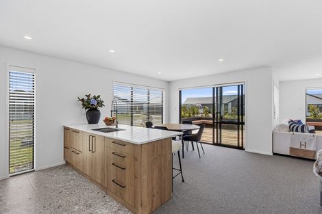 Photo of property in 15 Gisele Crescent, Halswell, Christchurch, 8025