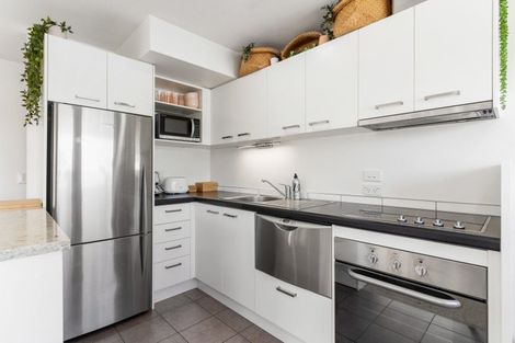 Photo of property in 306 Ocean Road, Whangamata, 3620