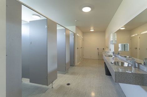 Photo of property in 16 Silverstone Drive, Cromwell, 9384