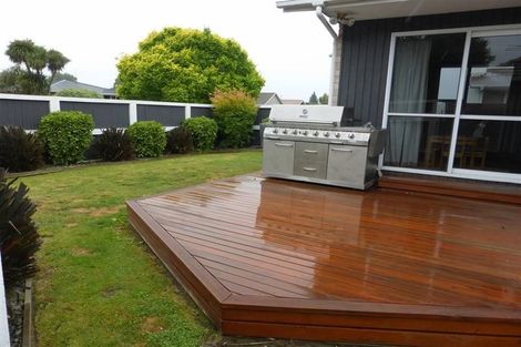 Photo of property in 54 Oriana Crescent, Hornby, Christchurch, 8042