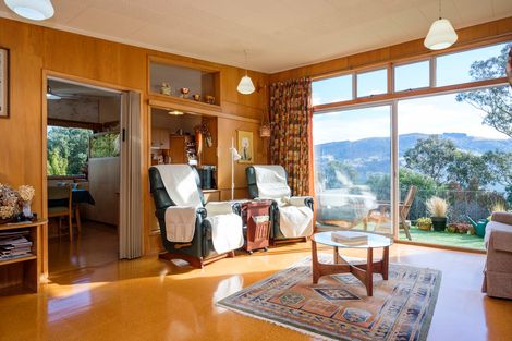 Photo of property in 23 Marine Parade, Macandrew Bay, Dunedin, 9014