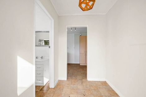 Photo of property in 21 Runuku Grove, Turangi, 3334