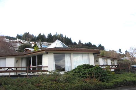 Photo of property in 2b Earnslaw Terrace, Queenstown, 9300
