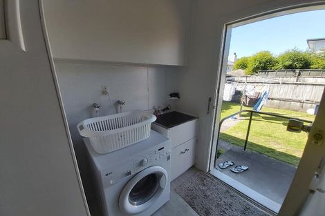 Photo of property in 9a George Street, Lower Vogeltown, New Plymouth, 4310