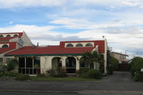 Photo of property in 26 Charles Street, Westshore, Napier, 4110