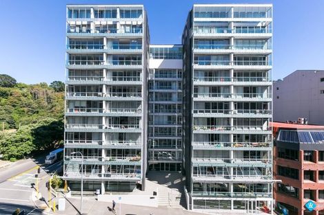 Photo of property in Montreaux Apartments, 9g/164 The Terrace, Wellington Central, Wellington, 6011