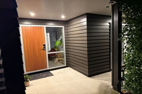 Photo of property in 239a Golf Road, Titirangi, Auckland, 0604