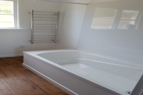 Photo of property in 37a Parkvale Road, Karori, Wellington, 6012