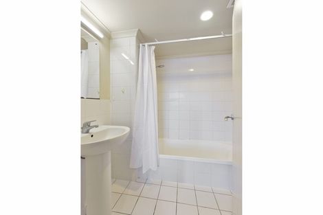 Photo of property in The Rennaissance, 15i/18 Ronwood Avenue, Manukau, Auckland, 2104