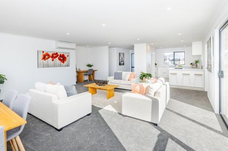 Photo of property in 2 Pukaki Road, Mangere, Auckland, 2022