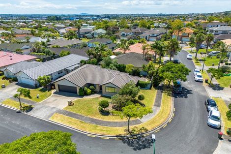 Photo of property in 23 Delmont Close, East Tamaki Heights, Auckland, 2016