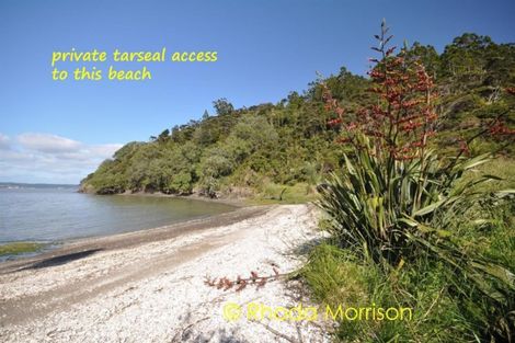 Photo of property in 16 Little Lane, Tinopai, 0593