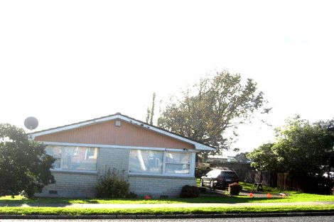 Photo of property in 2/3 Browns Road, Manurewa, Auckland, 2102