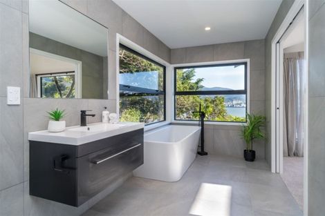 Photo of property in 16 Glengyle Street, Vauxhall, Dunedin, 9013