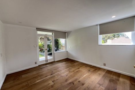 Photo of property in 27 Palmer Crescent, Mission Bay, Auckland, 1071