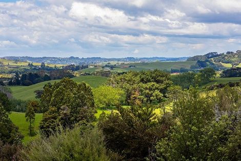 Photo of property in 70 Upper Whangateau Road, Big Omaha, 0985