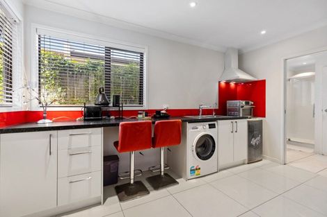 Photo of property in 143a Oceanview Road, Mount Maunganui, 3116