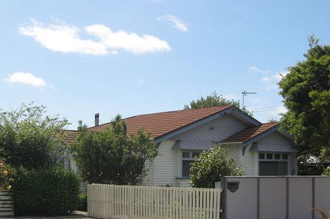 Photo of property in 10 Everard Street, Somerfield, Christchurch, 8024
