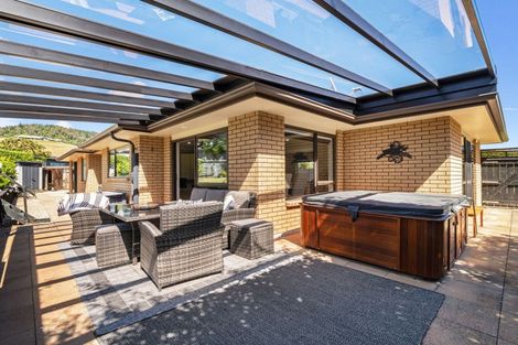 Photo of property in 122 Iles Road, Lynmore, Rotorua, 3010