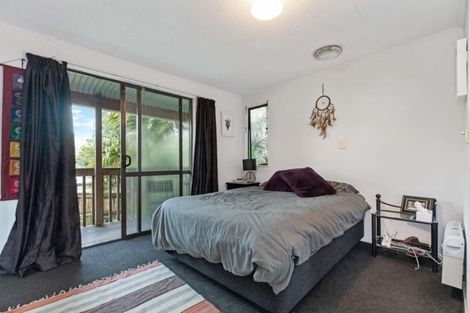 Photo of property in 22 Alidade Place, Massey, Auckland, 0614