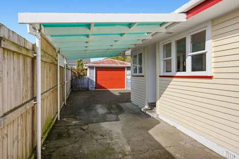 Photo of property in 14 Dittmer Street, Otaki, 5512