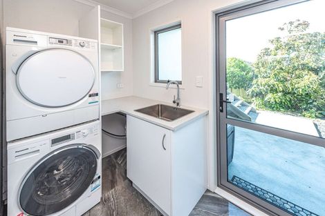 Photo of property in 14 Magnolia Crescent, Tawhero, Whanganui, 4501