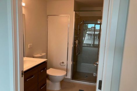 Photo of property in 2d/30 Westward Ho, Glen Eden, Auckland, 0602