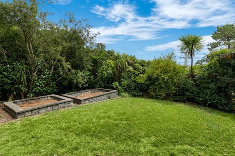 Photo of property in 18 Rahui Road, Greenhithe, Auckland, 0632