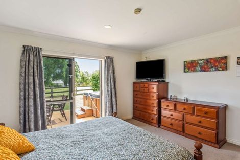 Photo of property in 68b Papaitonga Lake Road, Ohau, Levin, 5570