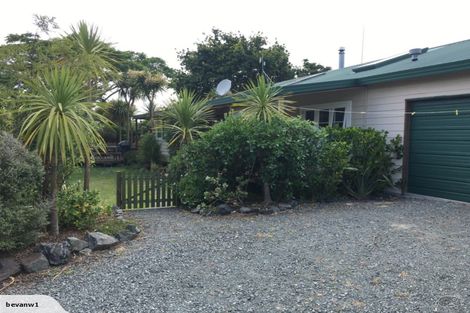 Photo of property in 28 Point Wells Road, Point Wells, Warkworth, 0986