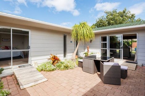 Photo of property in 14 Wedgwood Grove, Highbury, Palmerston North, 4412