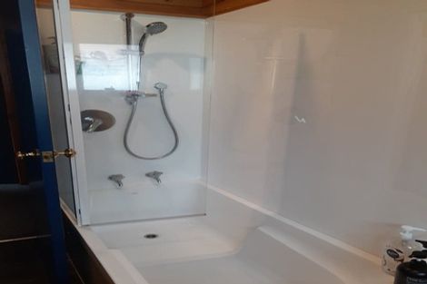 Photo of property in 10 Sutton Road, Drury, 2113