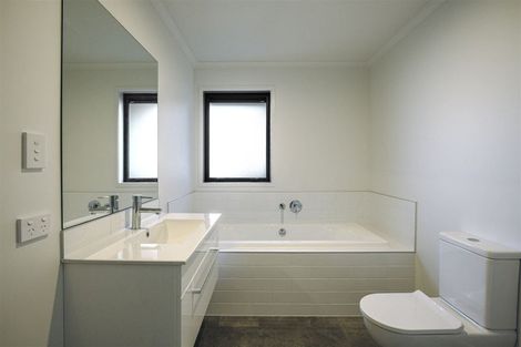 Photo of property in 22 Rua Street, Albert Town, Wanaka, 9305