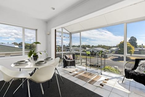 Photo of property in 3 Park Lane, Waitara, 4320