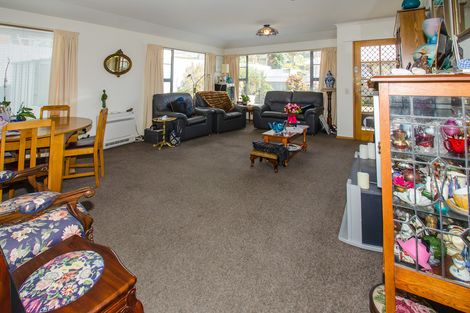 Photo of property in Balmoral Park, 11/31 Eastbourne Street, Caversham, Dunedin, 9012