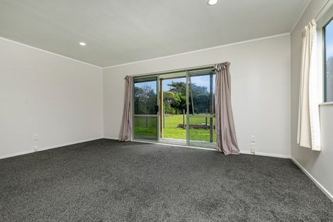 Photo of property in 101 Old Railway Road, Kumeu, 0892