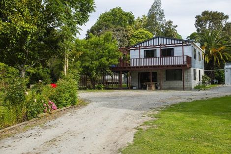 Photo of property in 6 Helyer Street, Ormond, Gisborne, 4071