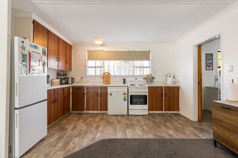 Photo of property in 36 Criterion Street, Bulls, 4818