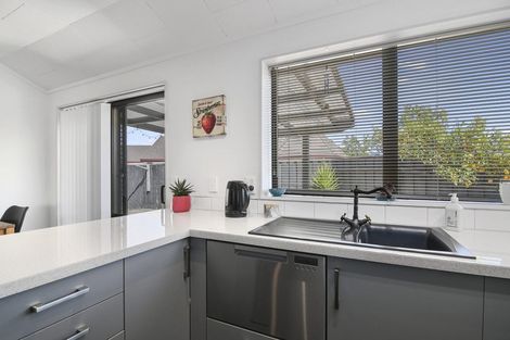 Photo of property in 16a Totara Park Avenue, Motueka, 7120